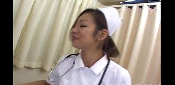 Erena Fujimori nurse gives blowjob to patient
